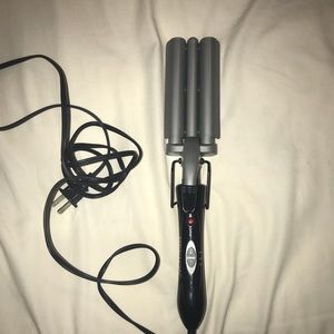 Revlon beach waver hair tool